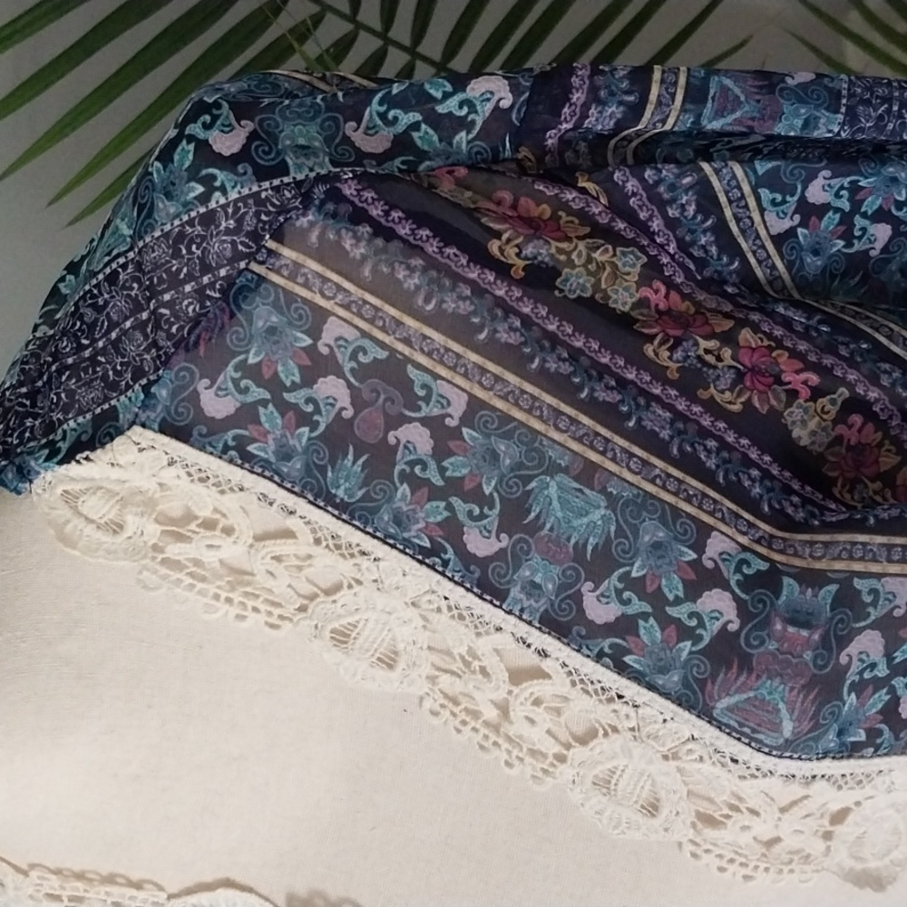 Kimono - Picture 2 of 5